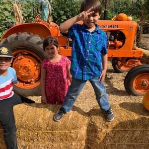 Meet your Posher, Johnny